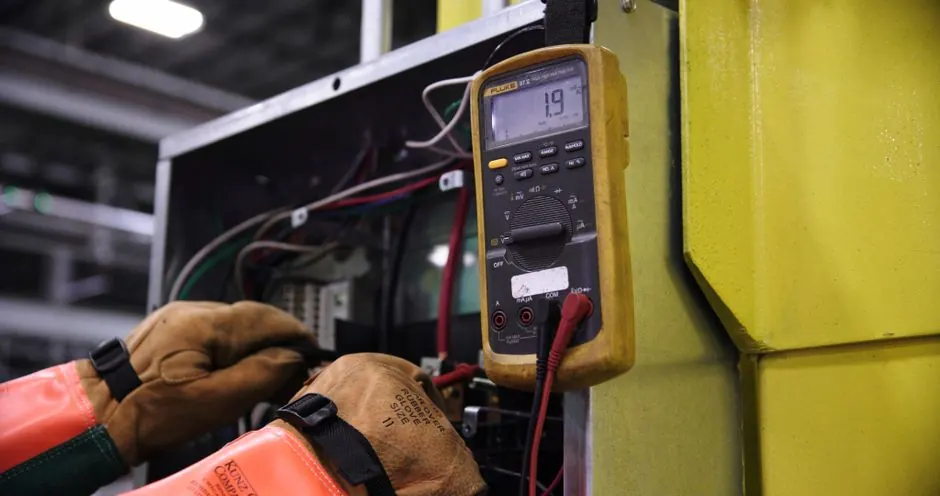 Local electrician team in Naples